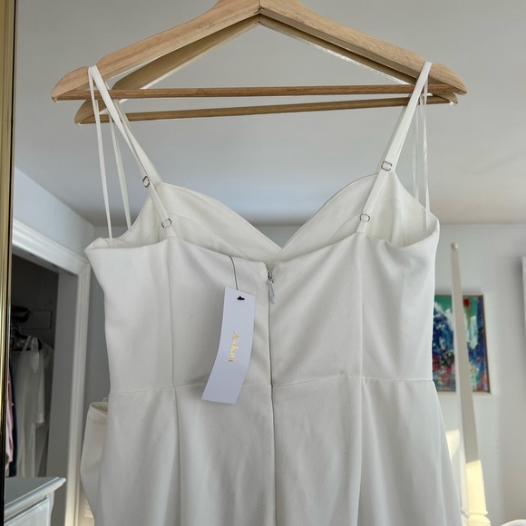 White Maxi Bridal Shower Dress with Bow from Red Dress size M new with tags - Picture 14 of 16